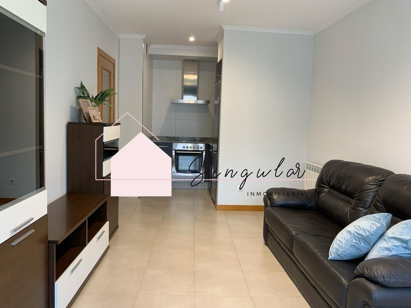 Living room of Flat to rent in O Porriño    with Heating, Private garden and Storage room