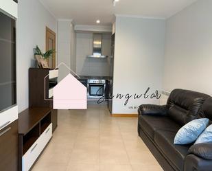 Wohnzimmer von Wohnung miete in O Porriño   mit Heizung, Privatgarten und Abstellraum