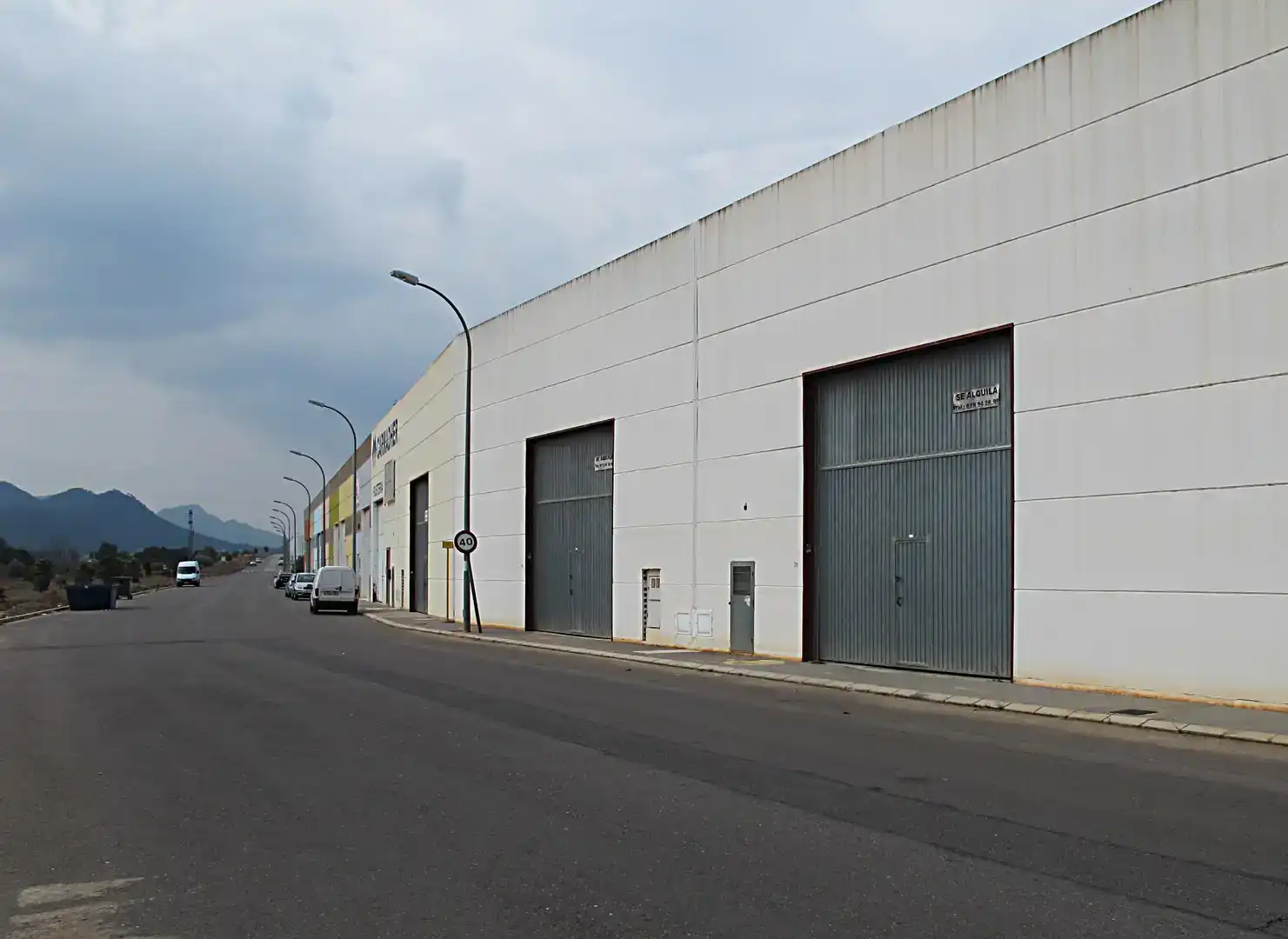 Exterior view of Industrial buildings for rent in Cabanes