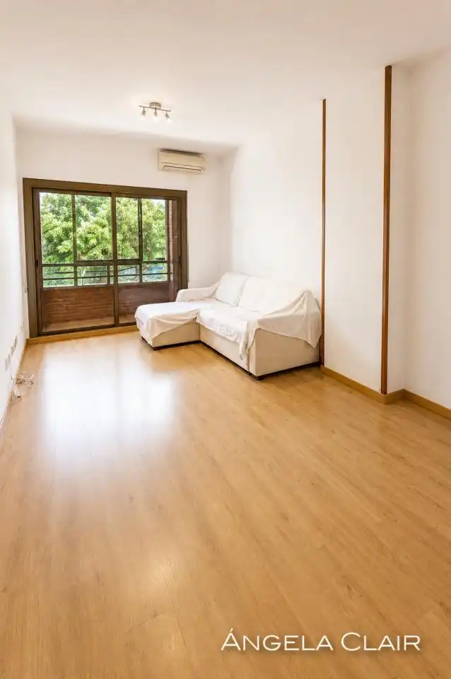 Living room of Flat for sale in Barcelona  with Air Conditioner, Heating and Parquet flooring