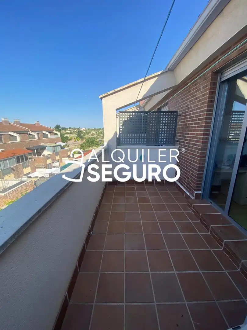 Terraza de Piso de alquiler en Horche con Calefacción y Terraza