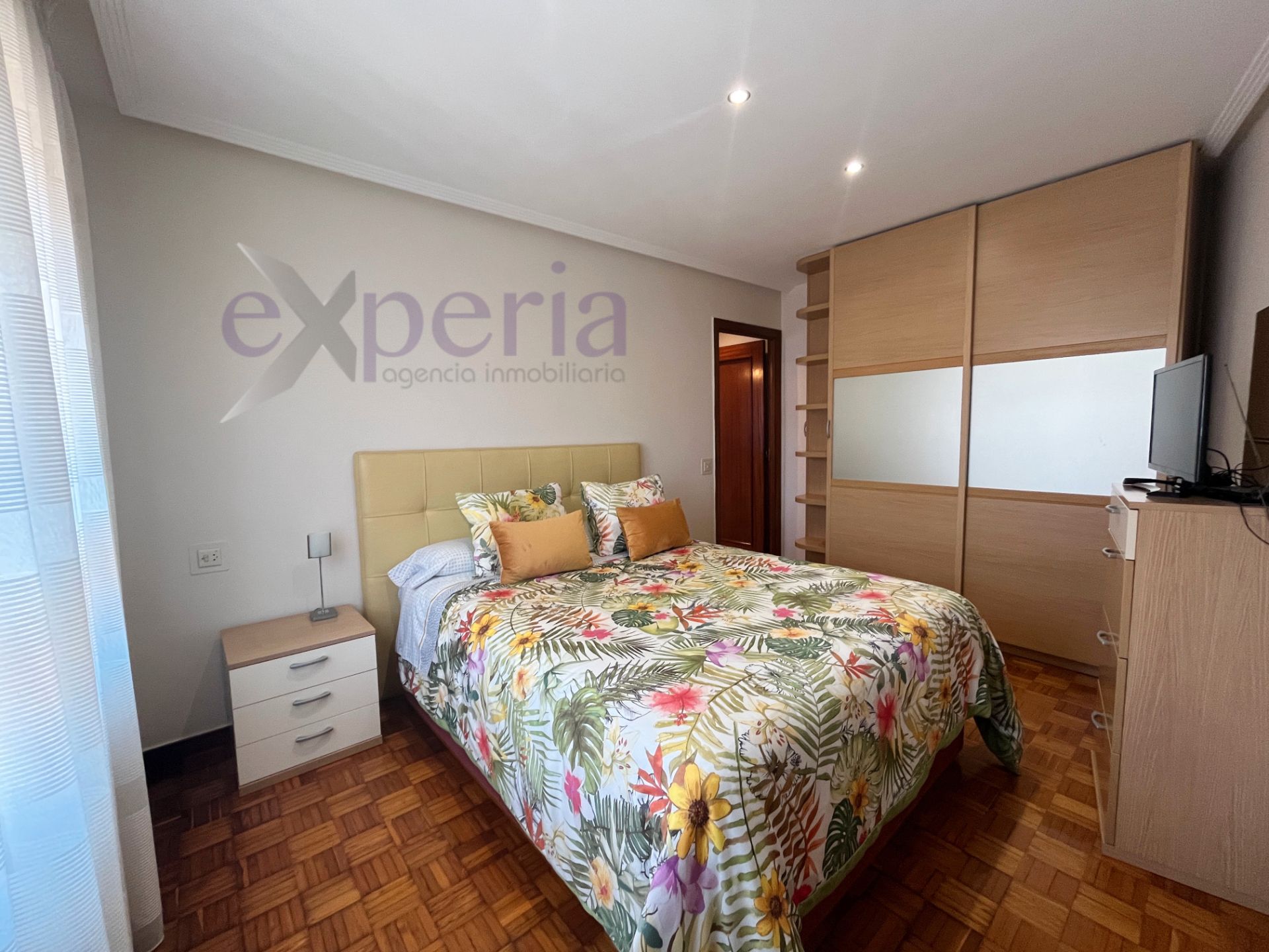 Bedroom of Flat for sale in Langreo