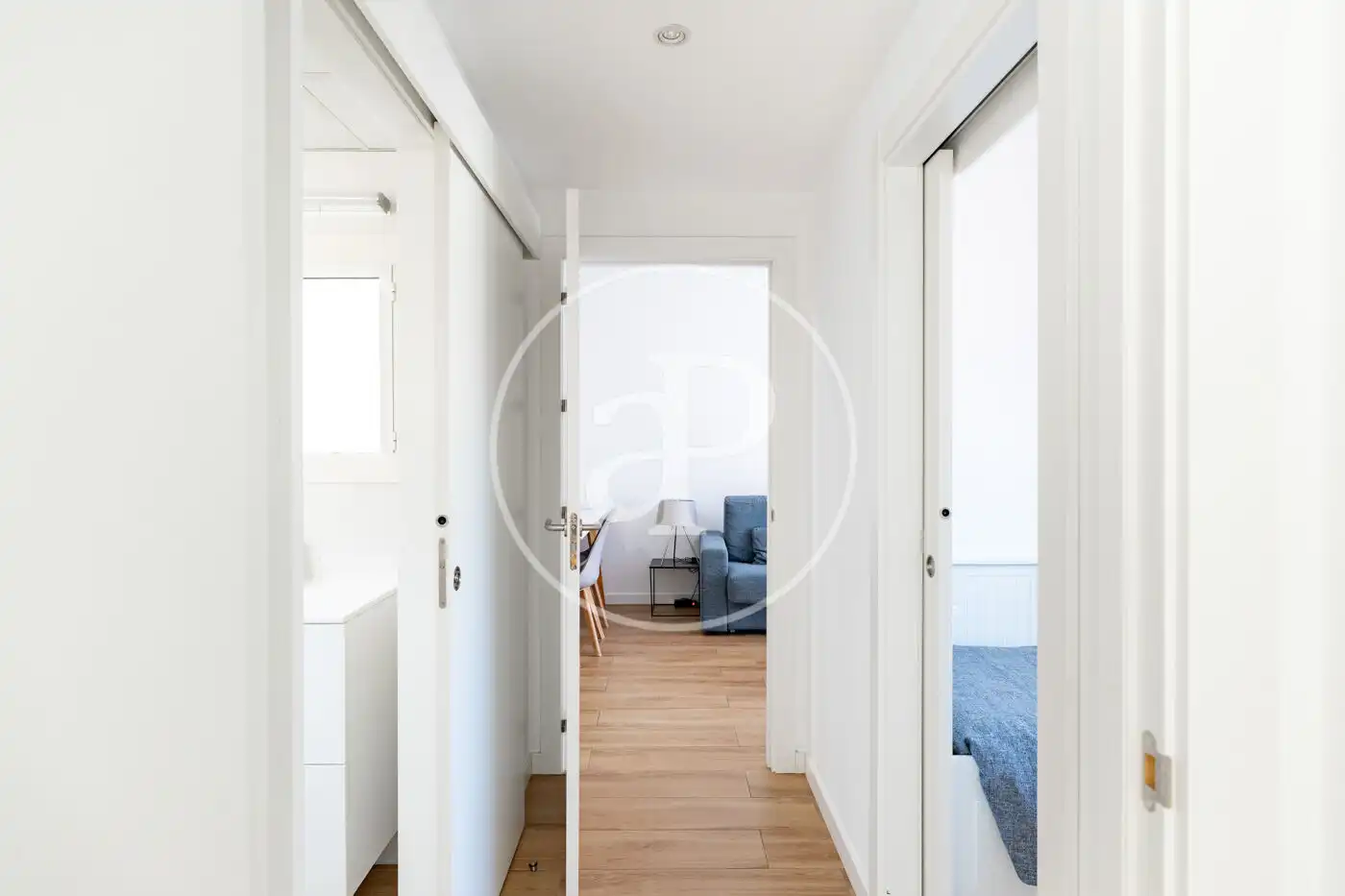 Flat for sale in Barcelona  with Air Conditioner, Heating and Community pool