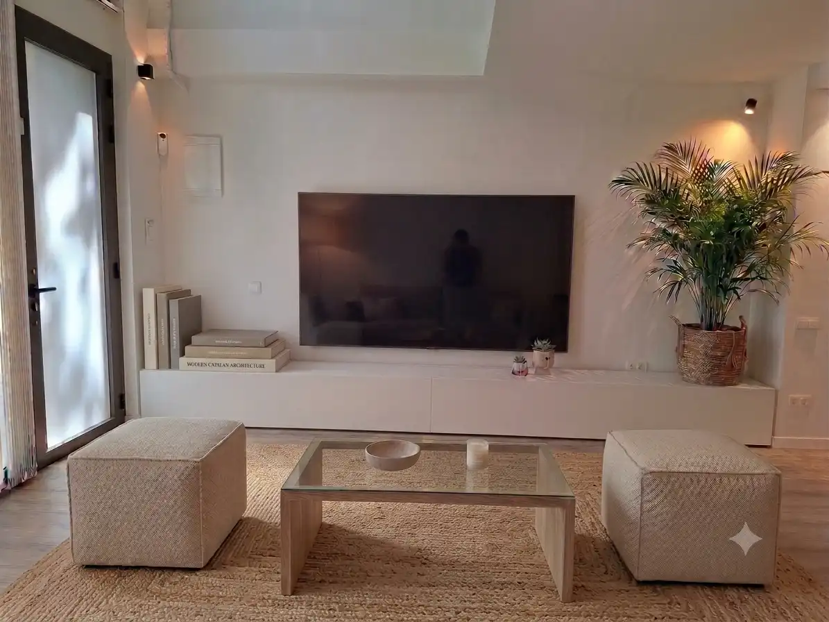 Sala d'estar de Dúplex en venda en Barcelona amb Calefacció, Forn i Microones