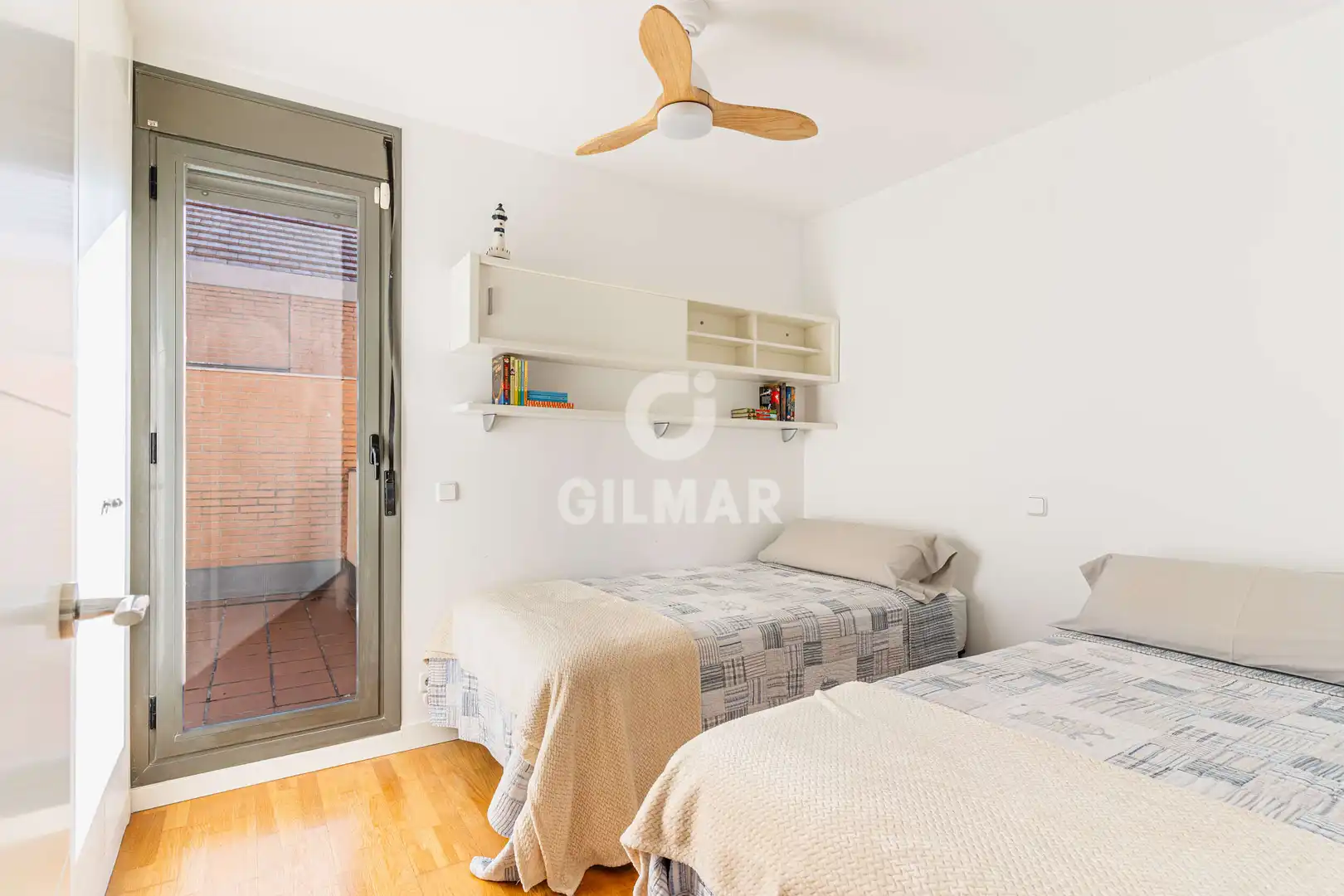 Schlafzimmer von Einfamilien-Reihenhaus zum Verkauf in Leganés mit Heizung, Privatgarten und Schwimmbad