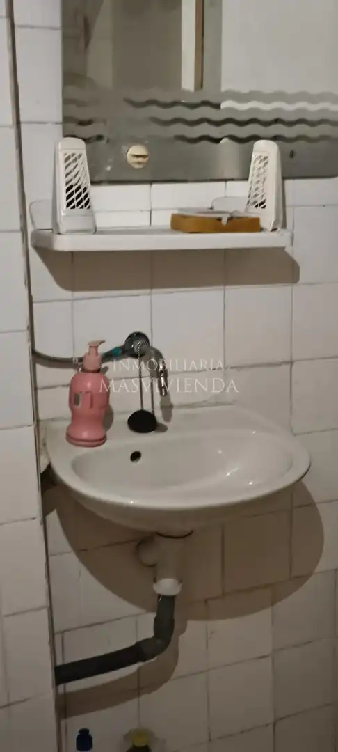 Casa adosada en venda a Frian, Teis