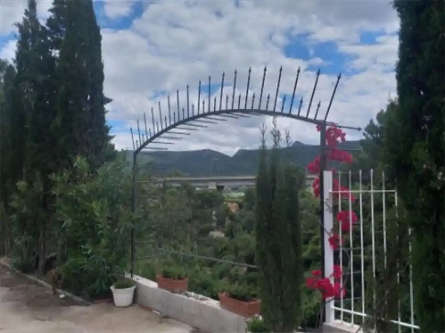 Jardí de Pis en venda en Vallada amb Jardí privat, Piscina i Moblat