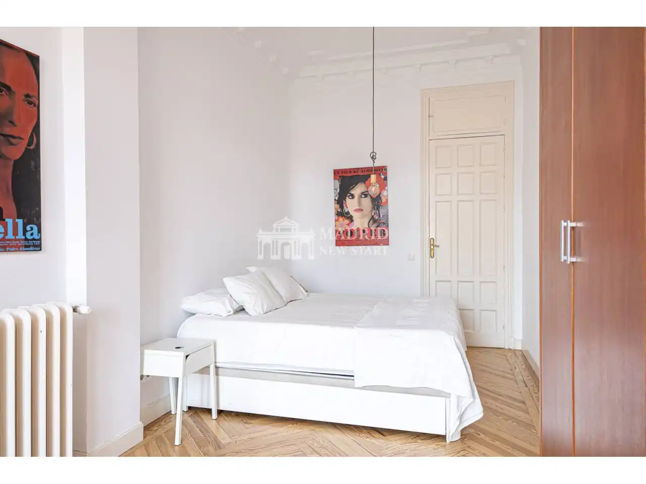 Bedroom of Flat for rent in Madrid  with Air Conditioner, Heating and Parquet flooring