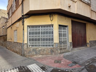 Local comercial en venta en Orihuela ciudad