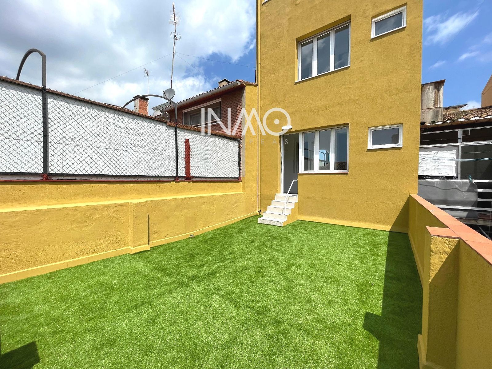 Terrace of Flat for sale in Rubí  with Air Conditioner, Heating and Terrace