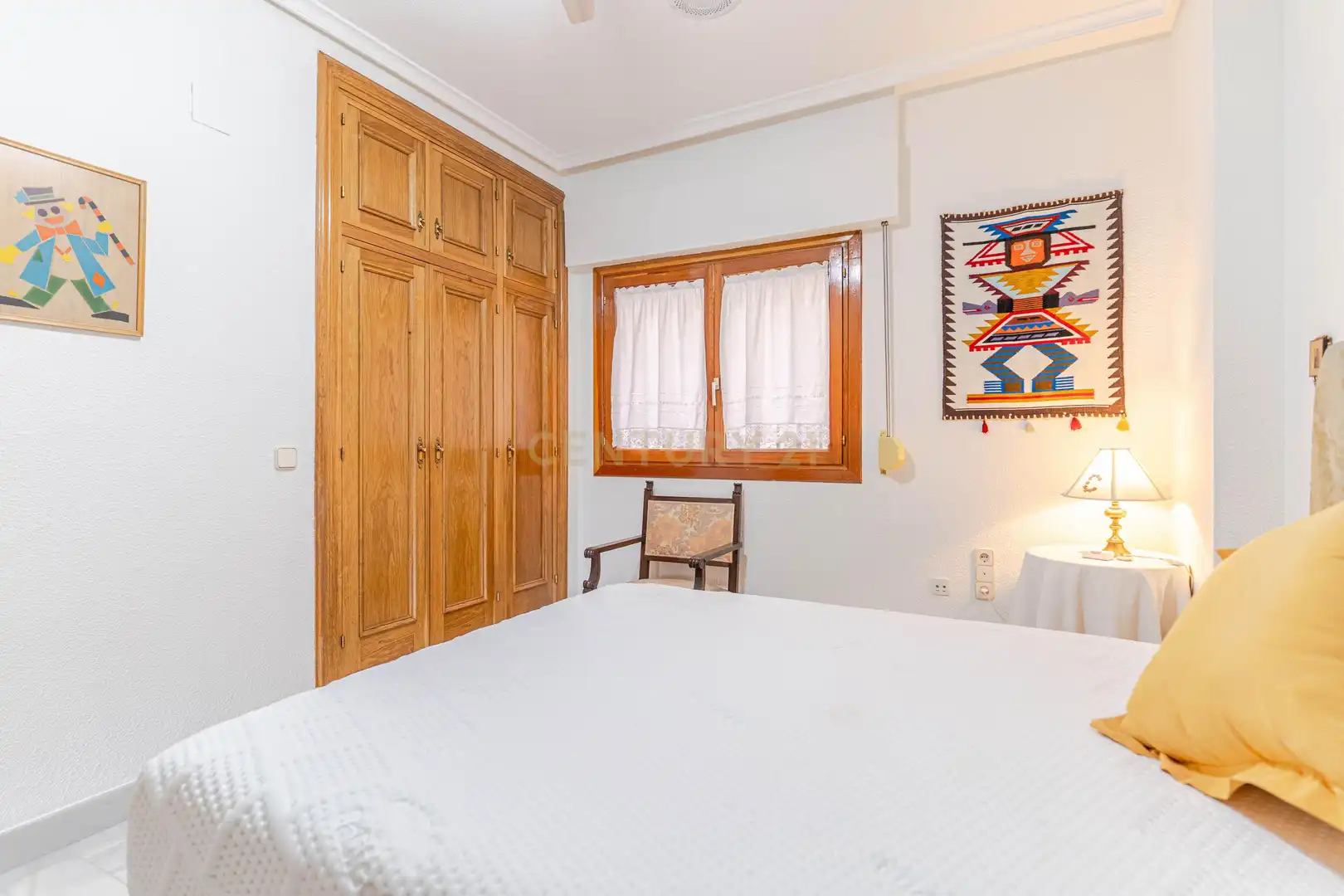 Habitación de Dúplex en venta en Granada con Aire acondicionado, Jardín privado y Trastero