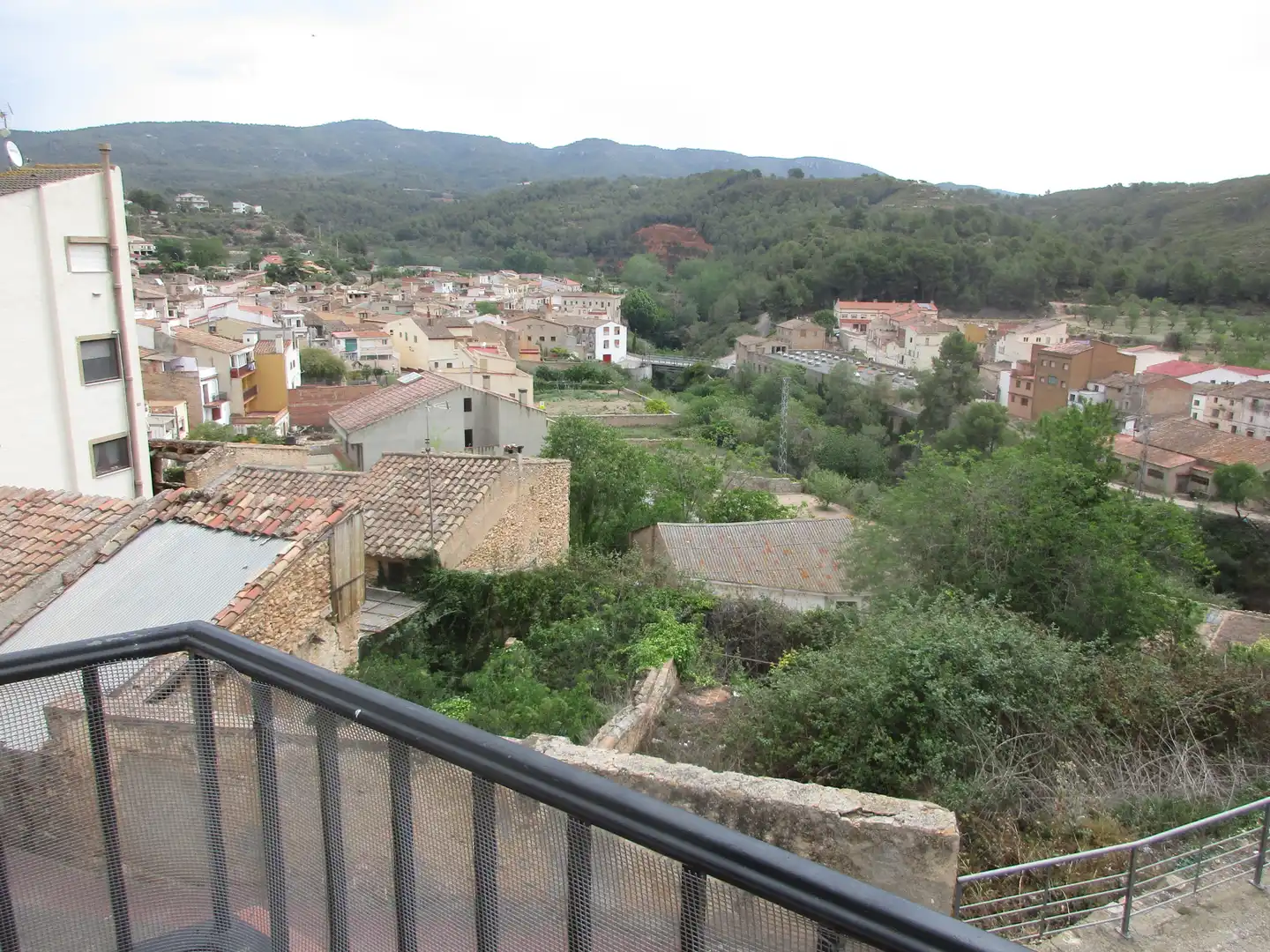 Casa a schiera con terrazza in vendita a Carrer Calvari 32, imagen 2