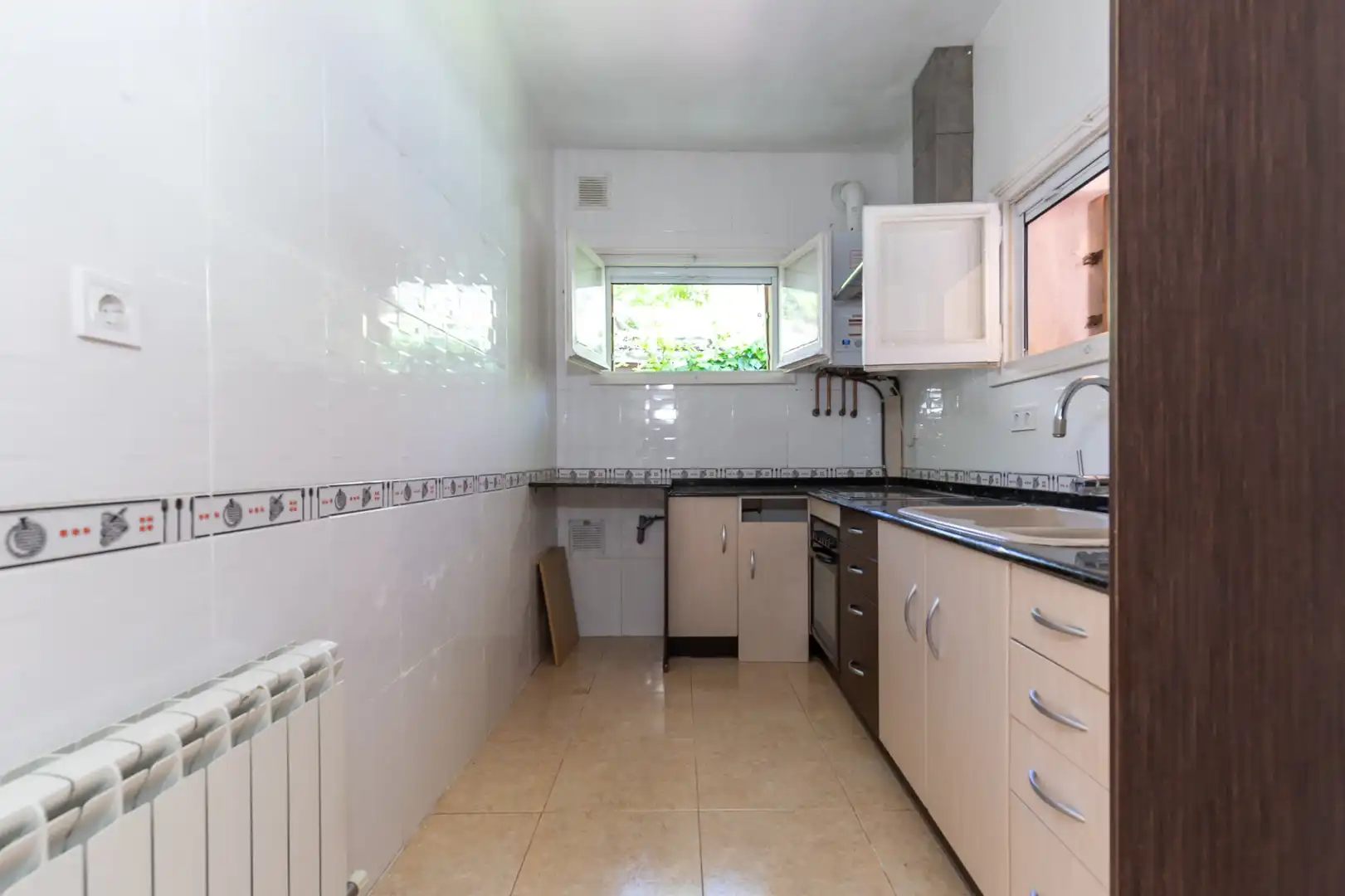 Kitchen of Houses for sale in Sant Cugat del Vallès  with Air Conditioner, Heating and Terrace