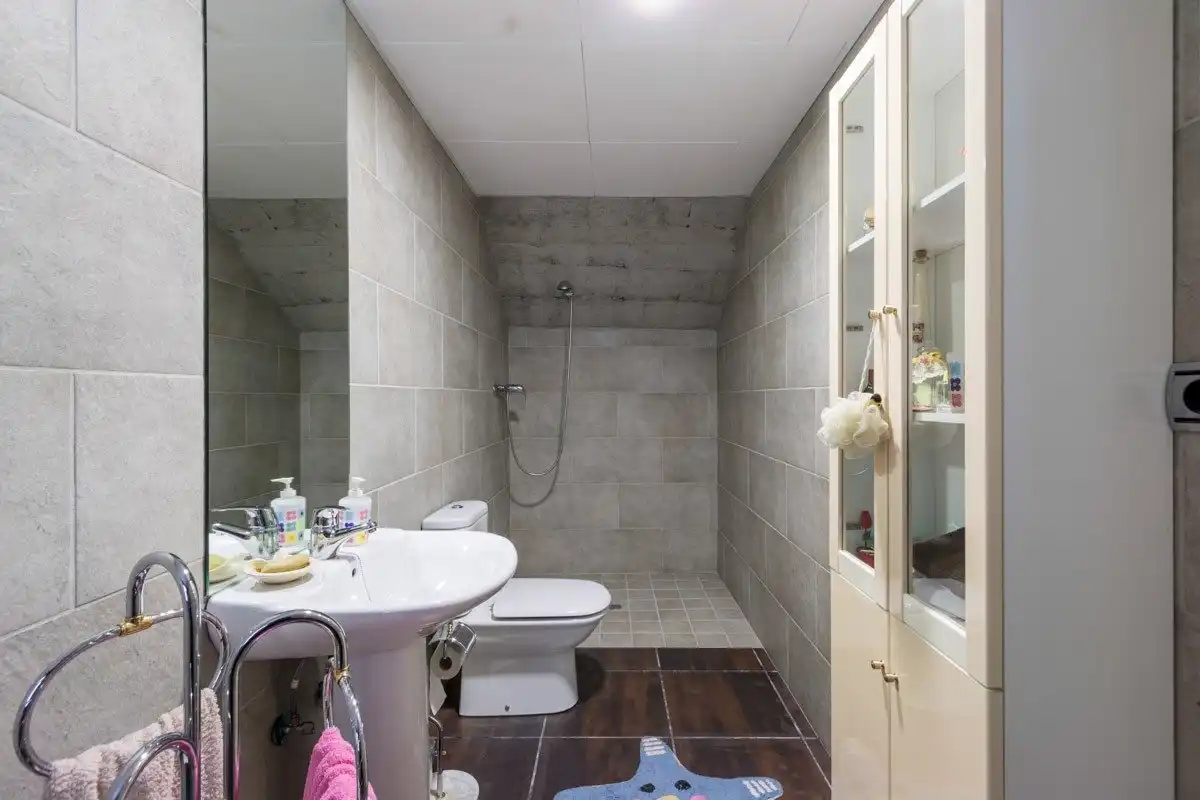 Chalet con piscina en venta en Calle Abeto 8, imagen 17
