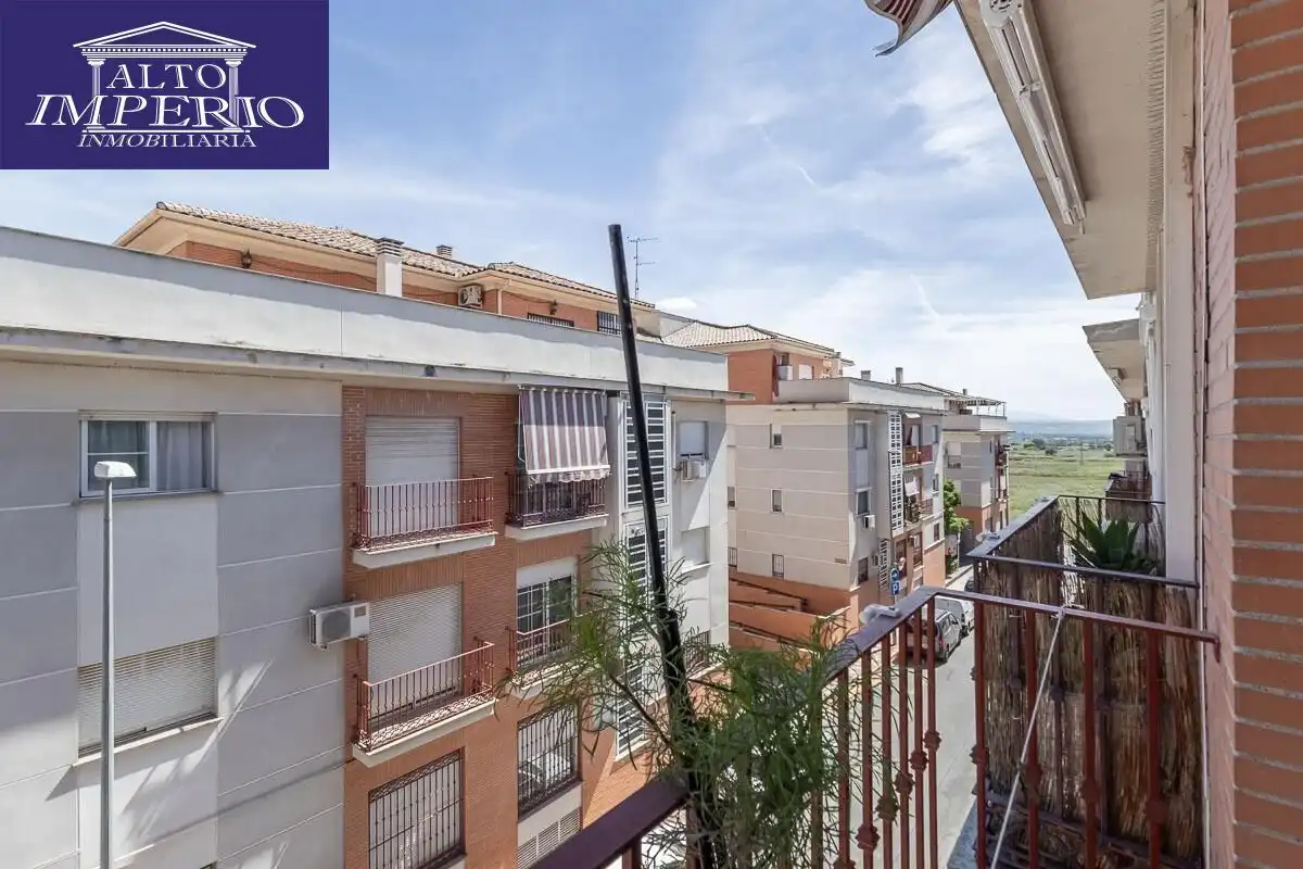 Piso en venta en Albolote, Granada