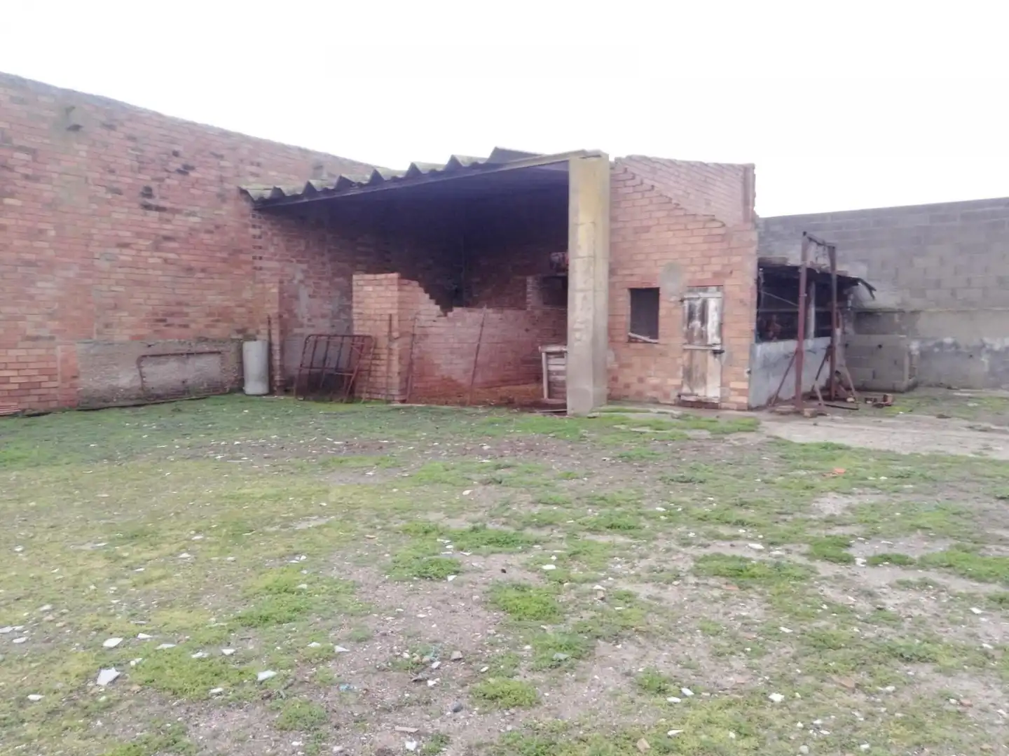 Vista exterior de Terreno industrial en venta en Bellvís