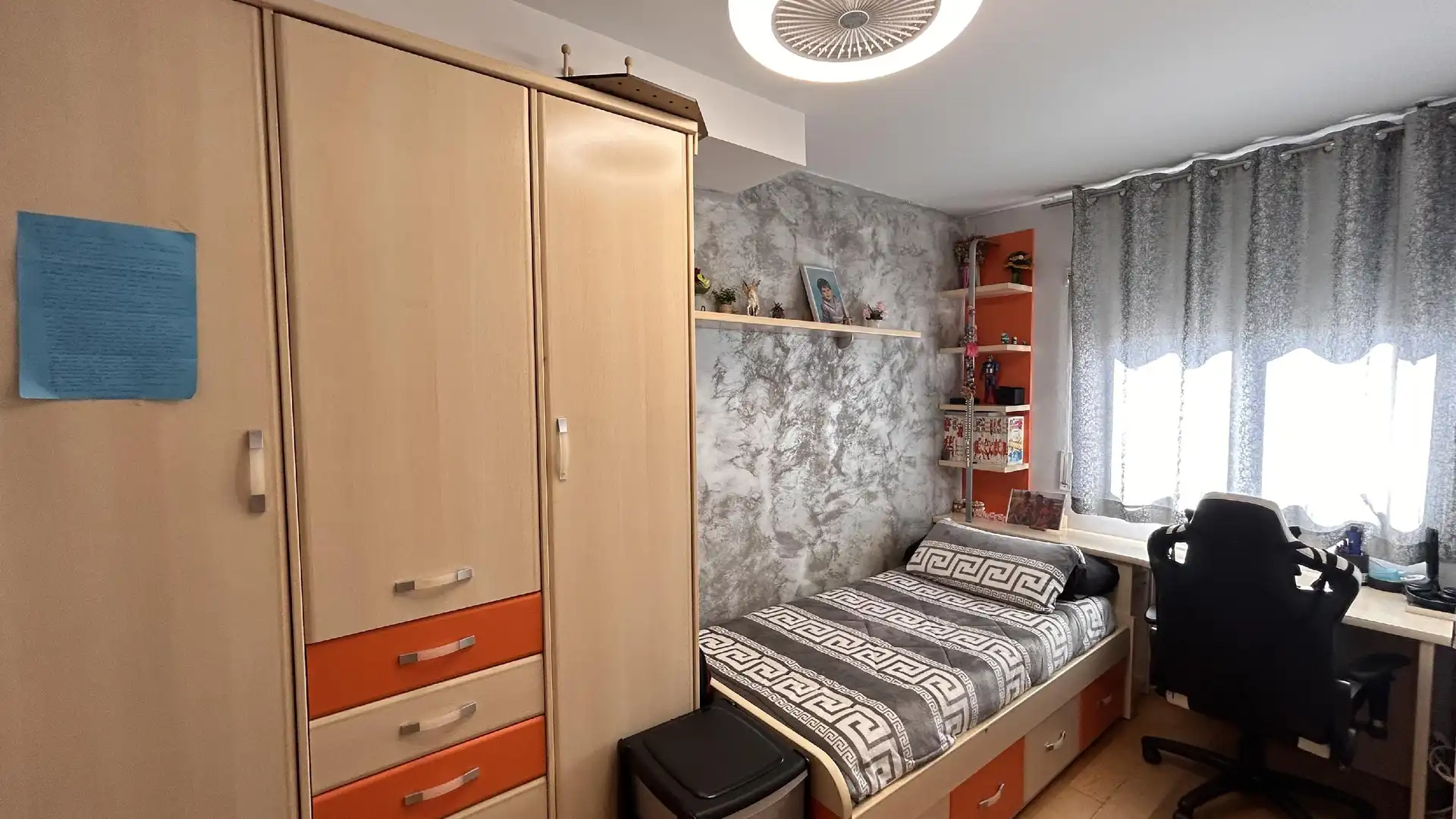 Dormitori de Casa o xalet en venda en Sant Andreu de la Barca amb Aire condicionat, Calefacció i Terrassa