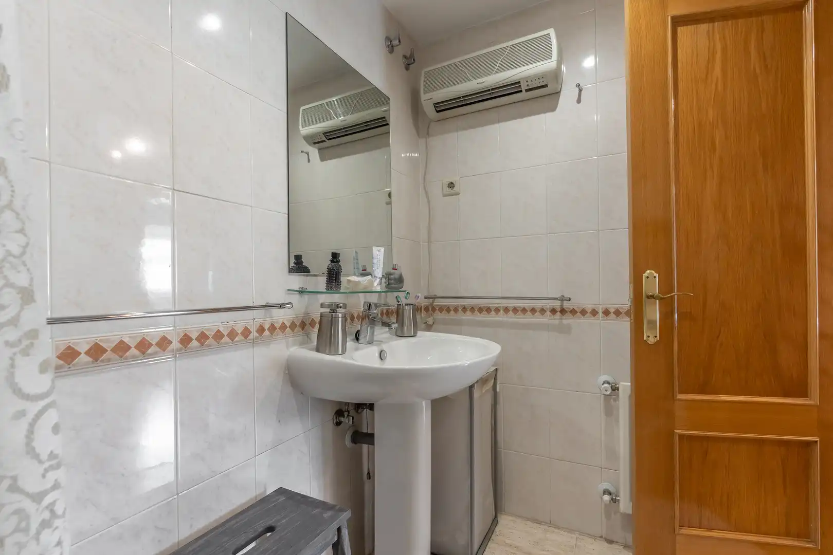 Detached house with pool for sale in Calle Lago Michigan, imagen 29