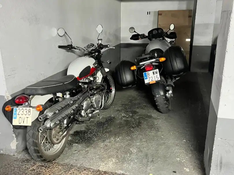 Motorradstellplatz zur Miete in Recs 34