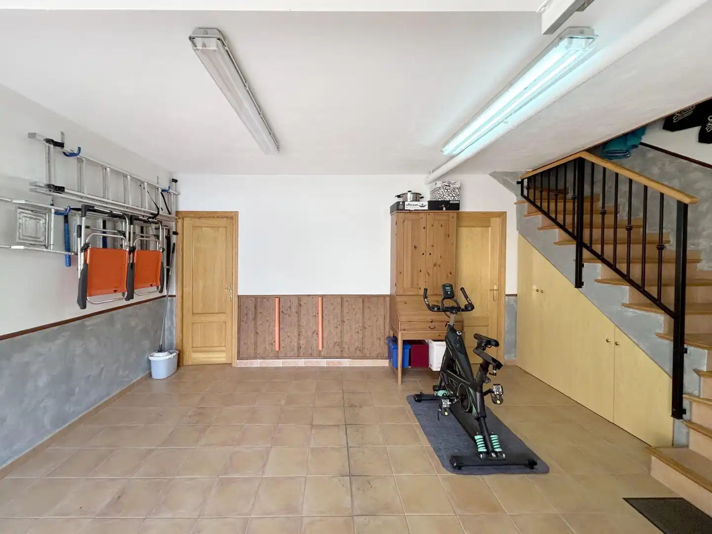 Casa adosada en venda en Petrer amb Aire condicionat, Calefacció i Jardí privat