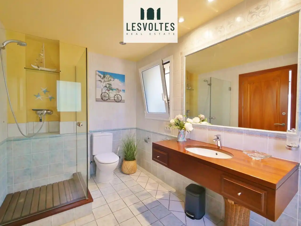 Bathroom of Houses for sale in Mont-ras  with Air Conditioner, Heating and Private garden