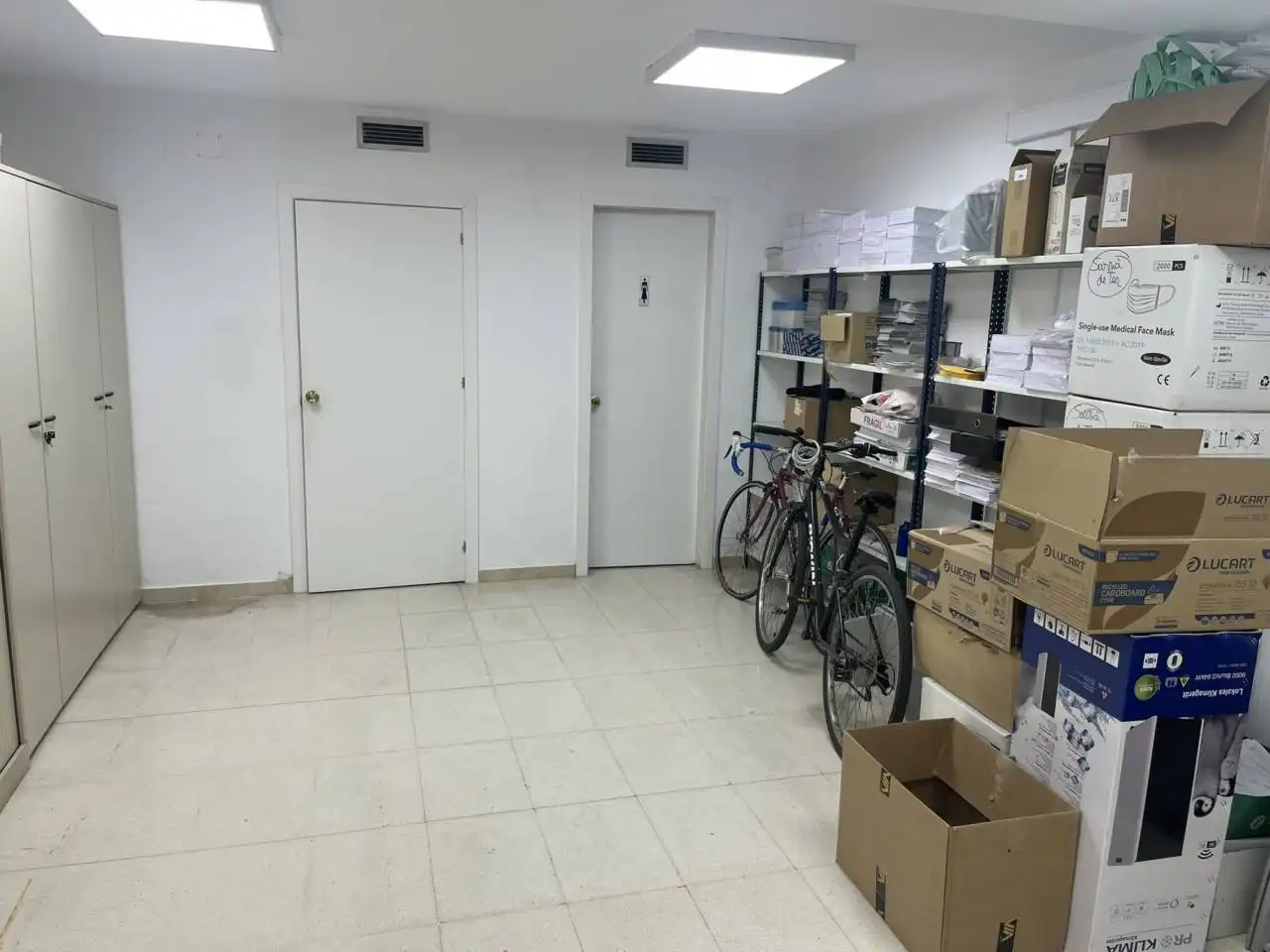 Local en venta en Sarrià de Ter