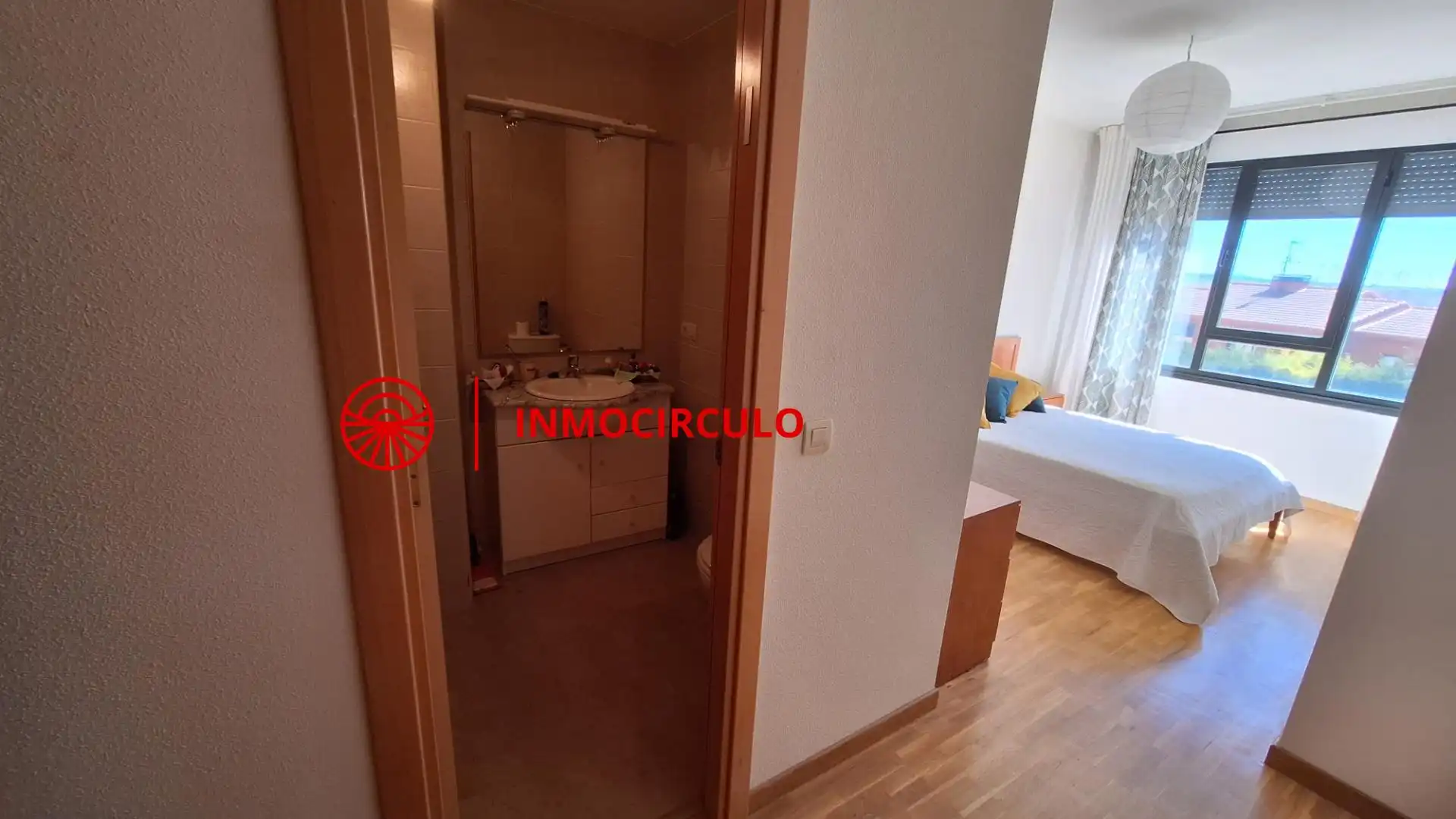 Habitación de Casa adosada en venta en Cogollos con Calefacción y Jardín privado