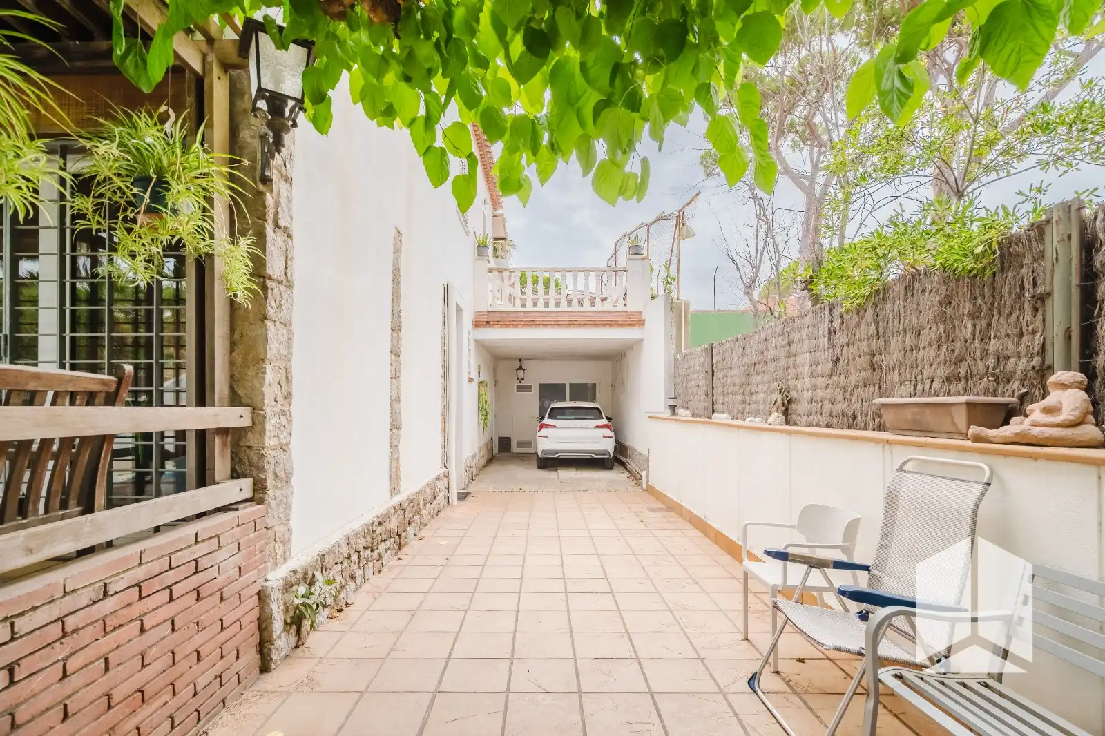 Vista exterior de Casa o chalet en venta en Castelldefels con Terraza y Piscina