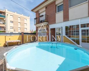 Swimming pool of Single-family semi-detached for sale in Reus  with Private garden, Terrace and Balcony