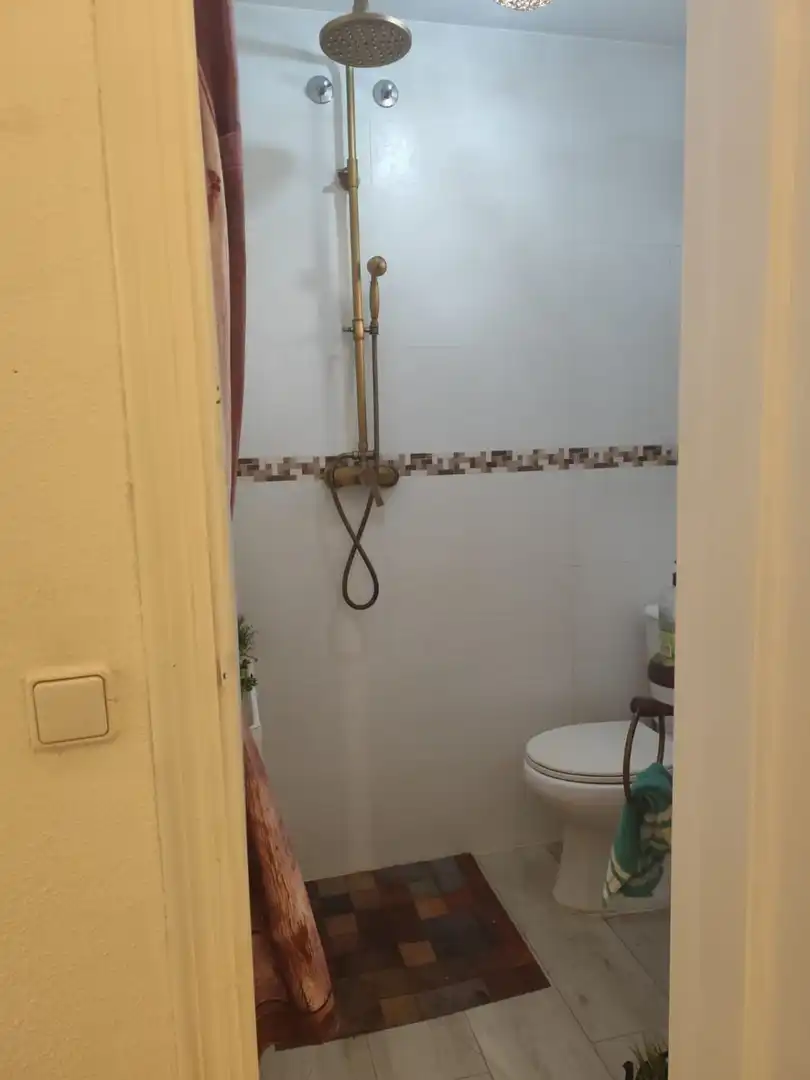 Bany de Casa adosada en venda en Valladolid amb Calefacció, Parquet i Piscina comunitària