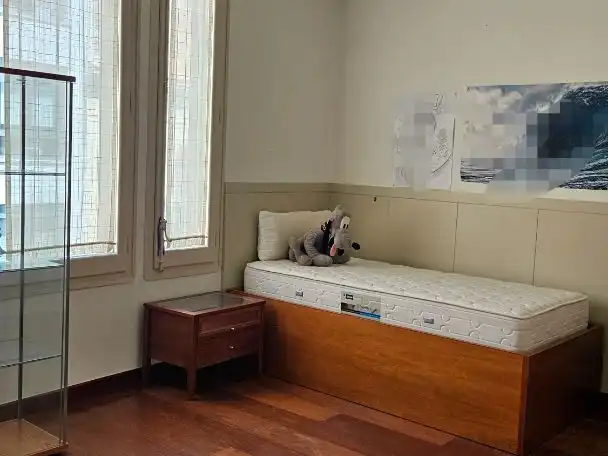 Dormitori de Casa o xalet en venda en Terrassa amb Aire condicionat, Terrassa i Balcó