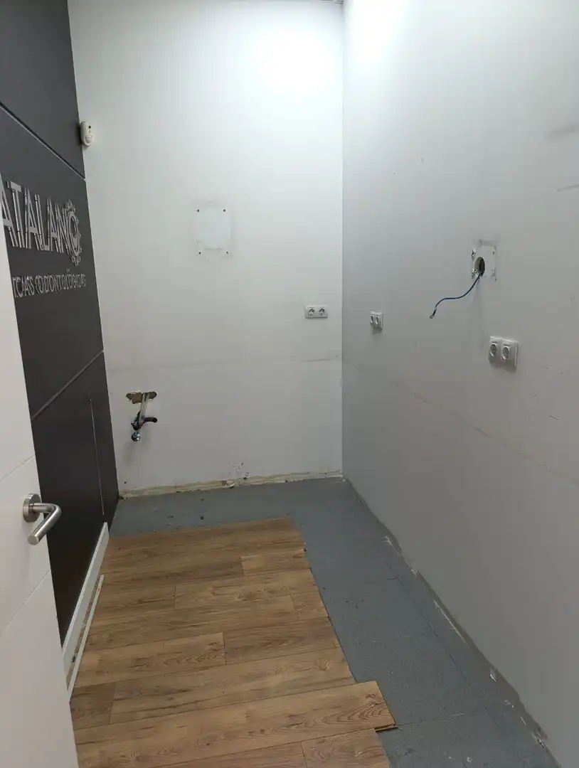 Geschaftsraum zur Miete in Valdepeñas