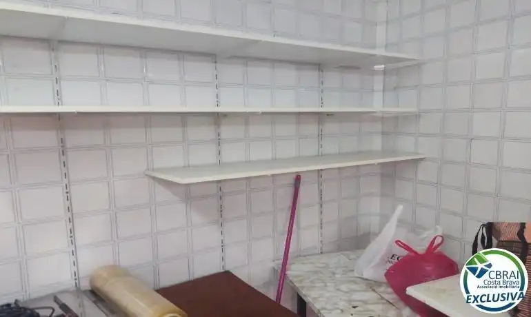 Local comercial en venda a Sector del Puigmal, imagen 16