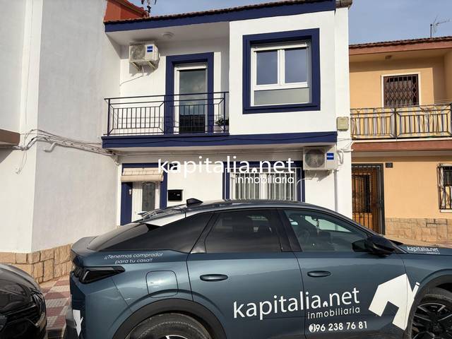 Casa adosada en Venta en Cocentaina