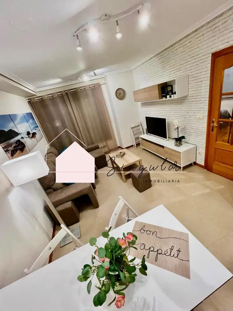 Living room of Flat for rent in Salceda de Caselas  with Heating and Furnished