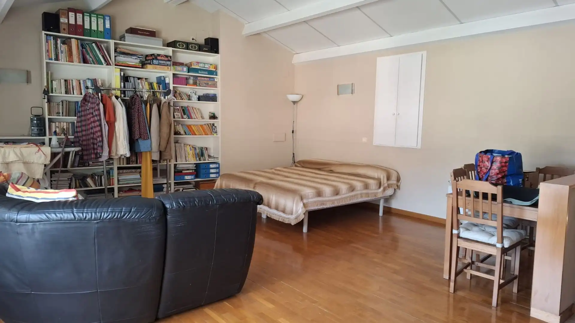 Habitación de Casa adosada en venta en Vallirana con Aire acondicionado, Calefacción y Terraza