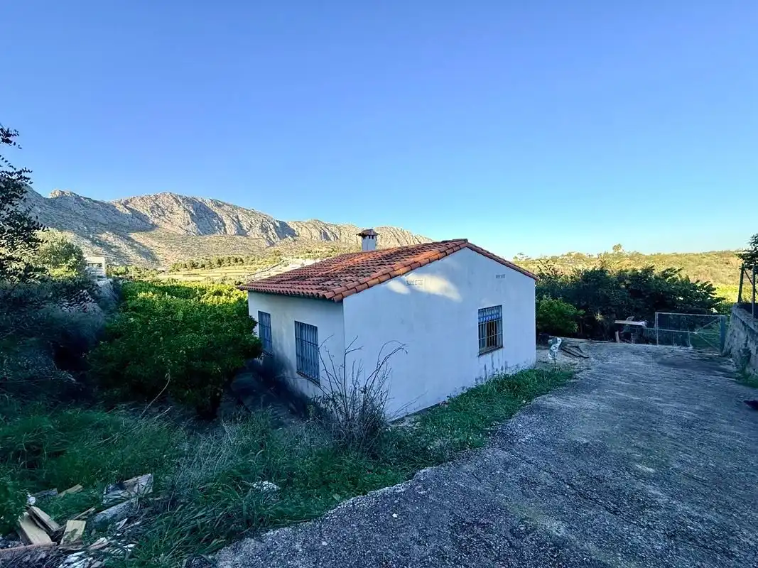 Vista exterior de Finca rústica en venda en Sanet y Negrals amb Calefacció i Jardí privat