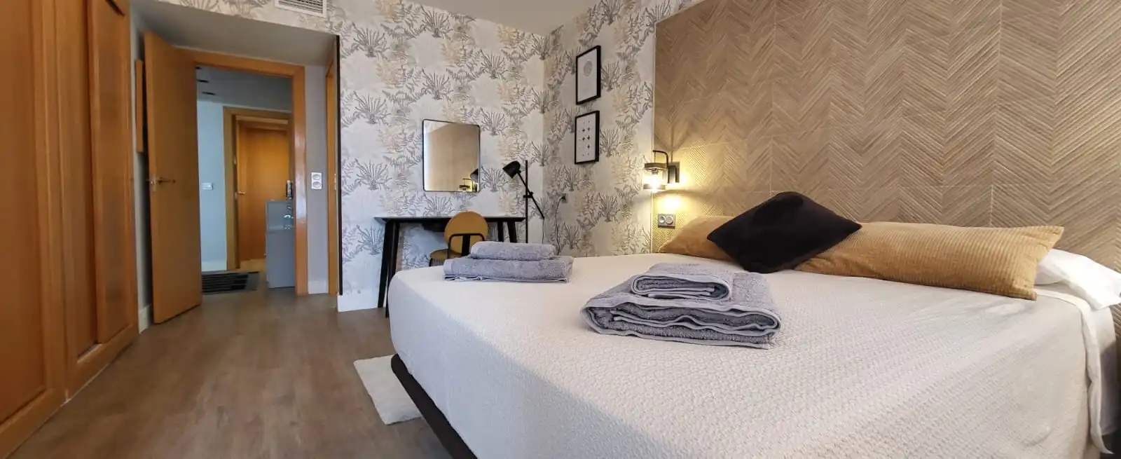 Bedroom of Flat for rent in Torremolinos  with Air Conditioner, Heating and Parquet flooring