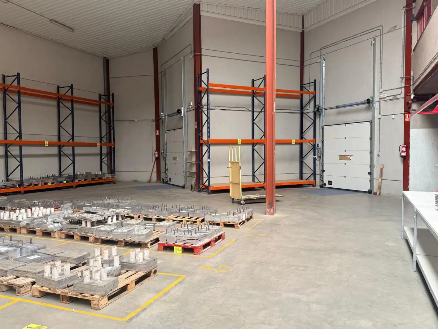 Nave industrial de alquiler en Santa Cruz del Retamar
