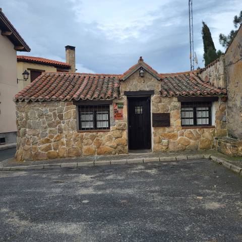 Finca rústica en Venta en Padiernos