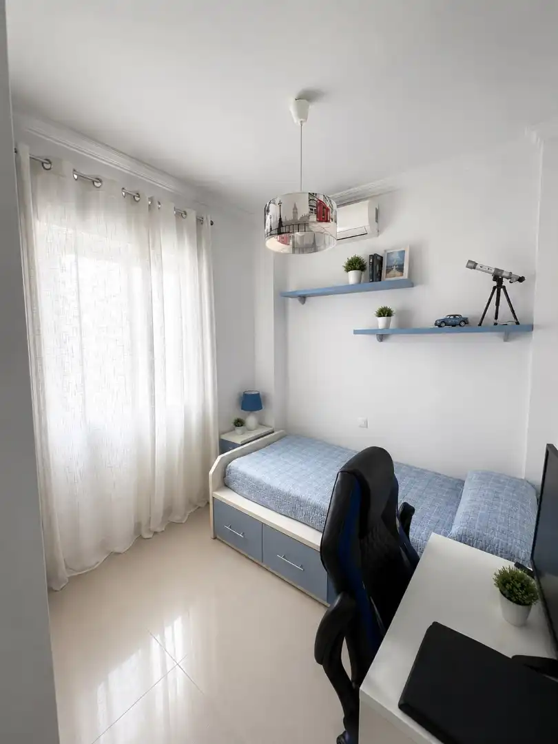 Habitación de Casa o chalet en venta en Camas con Aire acondicionado, Calefacción y Terraza