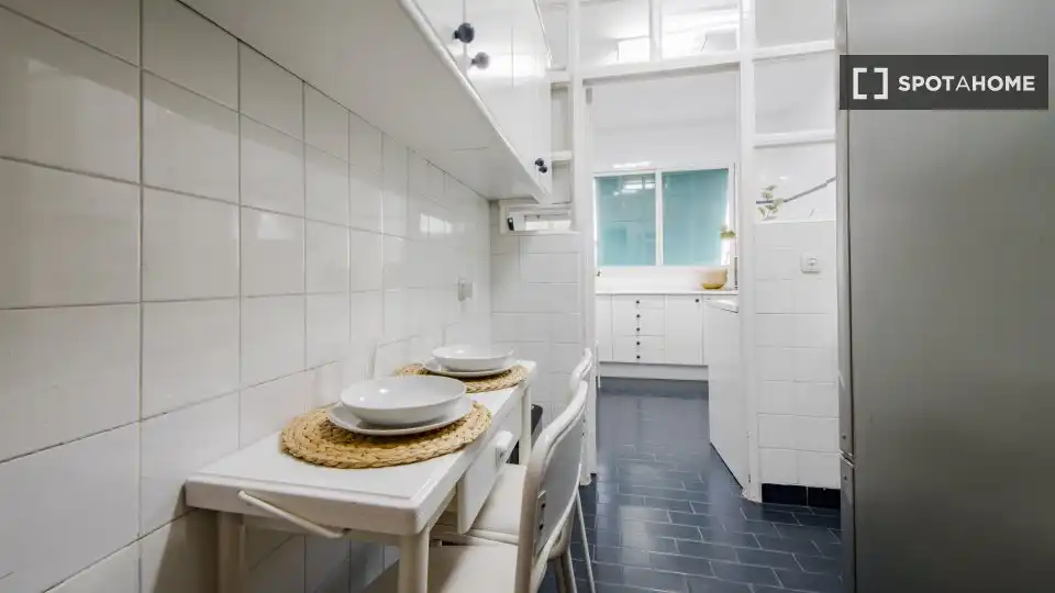 Room in Hispanoamérica - Bernabéu