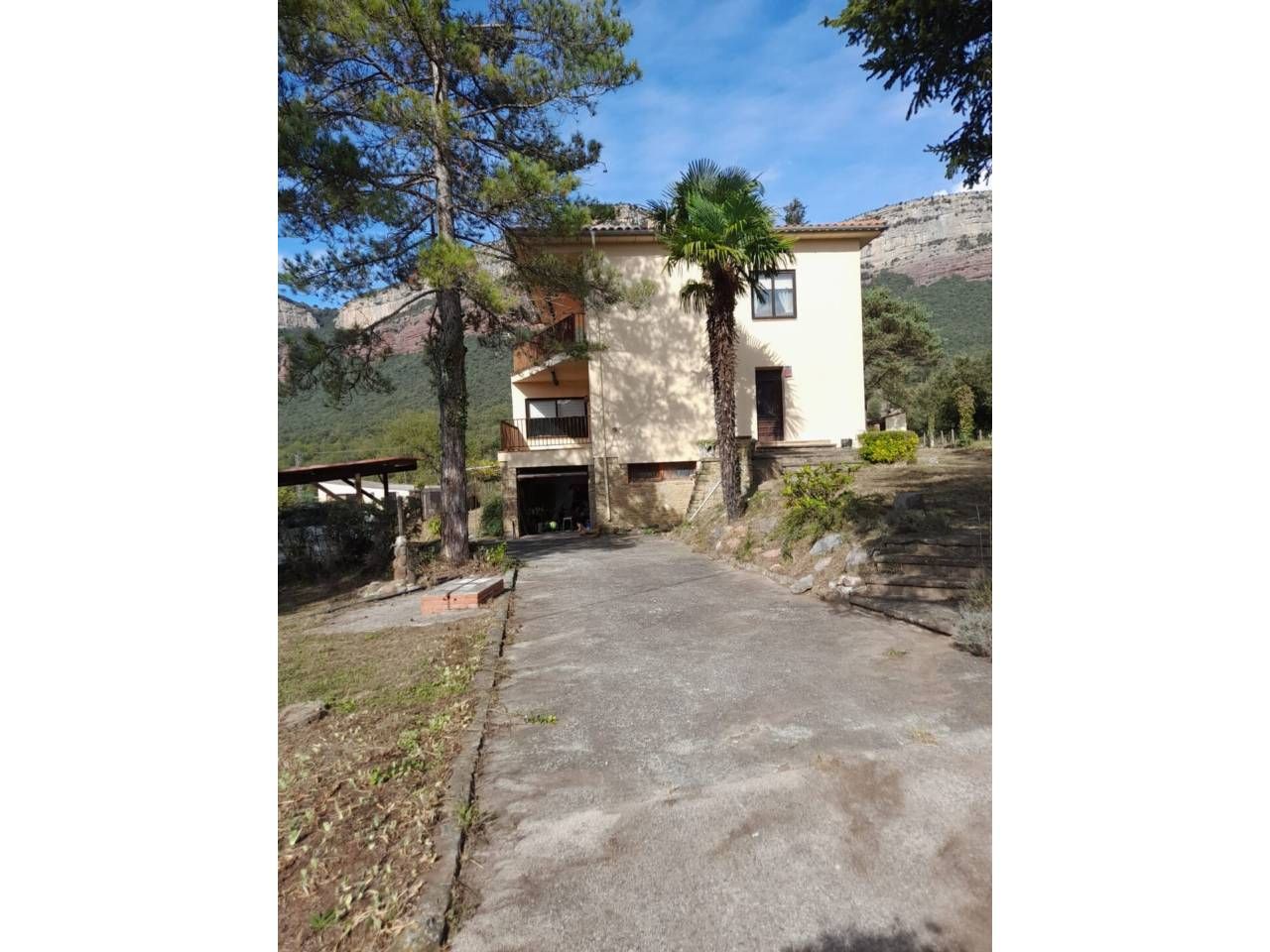 Vista exterior de Casa o xalet en venda en Vilanova de Sau amb Calefacció, Jardí privat i Terrassa