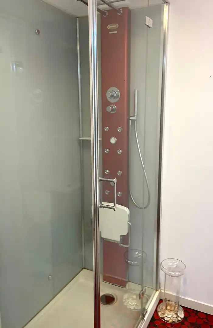Bathroom of Flat for sale in Sant Cugat del Vallès  with Heating, Private garden and Terrace