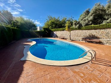 Villa mit Balkon zum Verkauf in Regueral - Prat d'en Forés