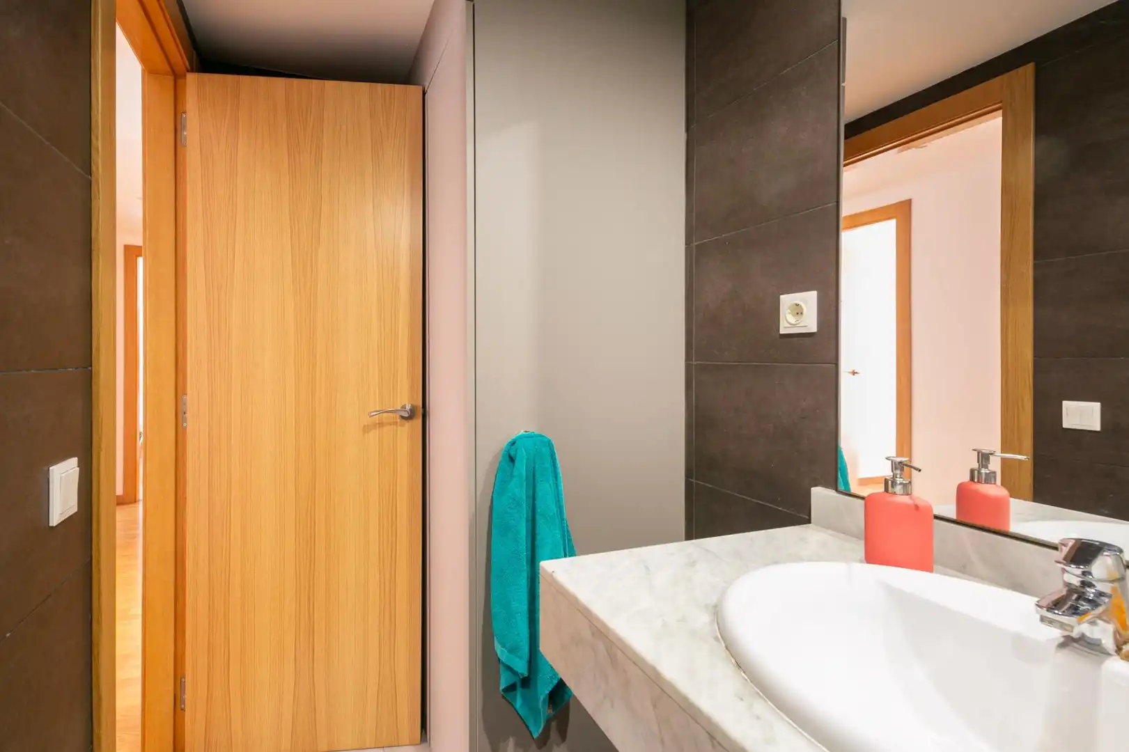 Baño de Piso en venta en Badalona con Aire acondicionado, Parquet y Terraza