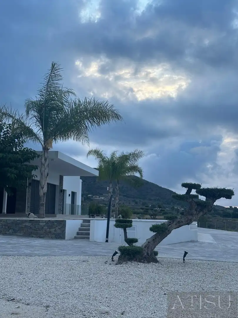 Villa con piscina in vendita a El Pinós / Pinoso, imagen 25