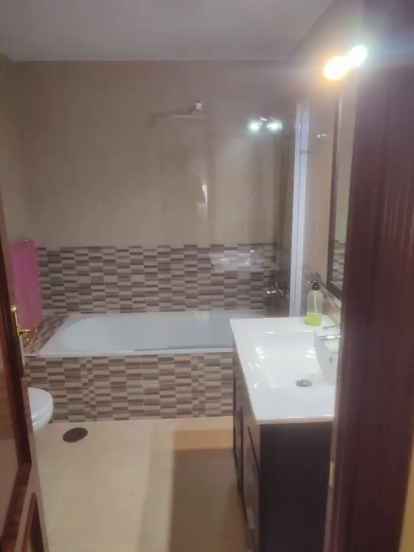 Baño de Piso en venta en Valdemoro con Calefacción, Jardín privado y Parquet