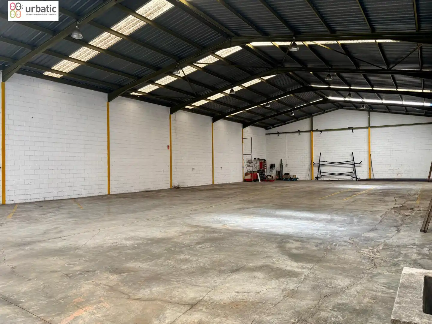Nave industrial de alquiler en El Real de Gandia