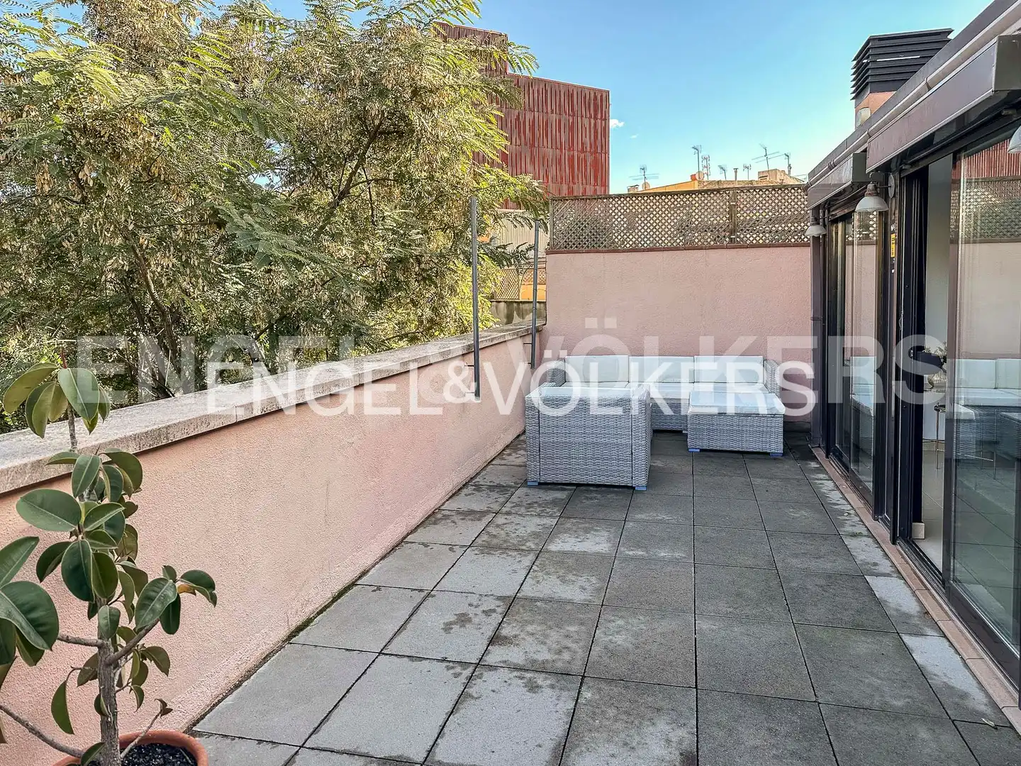 Terrasse von Dachboden zum Verkauf in Barcelona mit Klimaanlage, Heizung und Terrasse